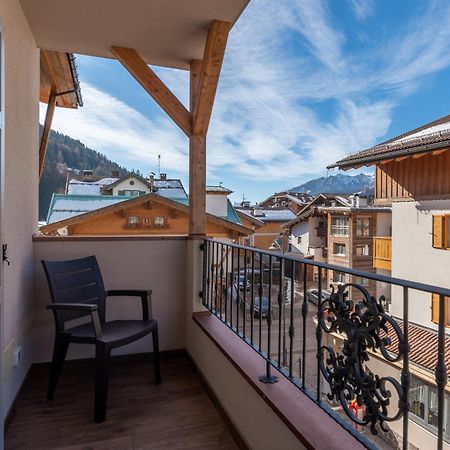 Hotel Meida Pozza di Fassa Eksteriør bilde